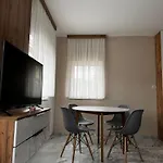 Crown Apartman Vlasic