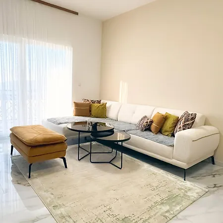 Apartament Crown
