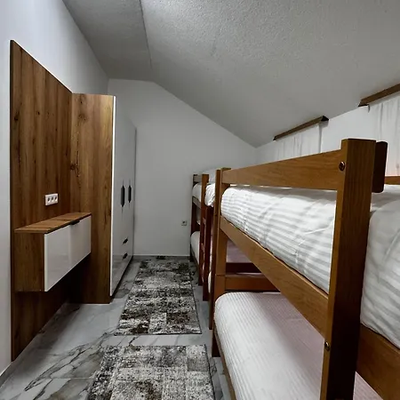 Crown Apartamento Vlasic