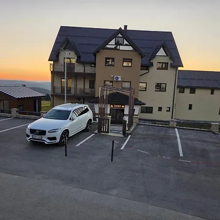 Crown Apartament