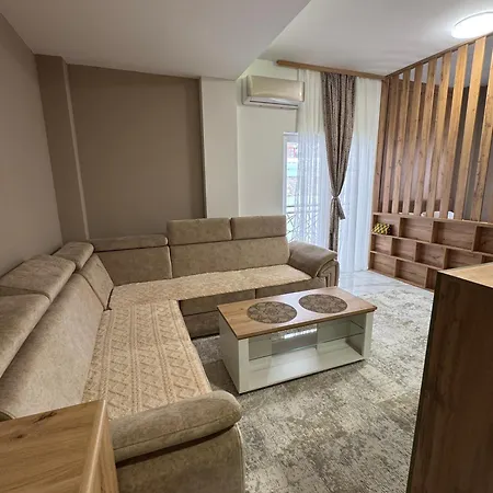 Apartament Crown *